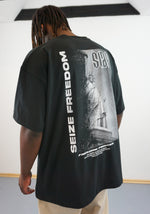 Lade das Bild in den Galerie-Viewer, "SEIZE FREEDOM" T-SHIRT