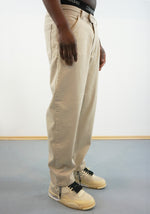 Lade das Bild in den Galerie-Viewer, BAGGY JEANS BEIGE