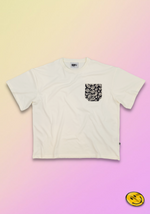 Lade das Bild in den Galerie-Viewer, "SMILE" POCKET T-Shirt